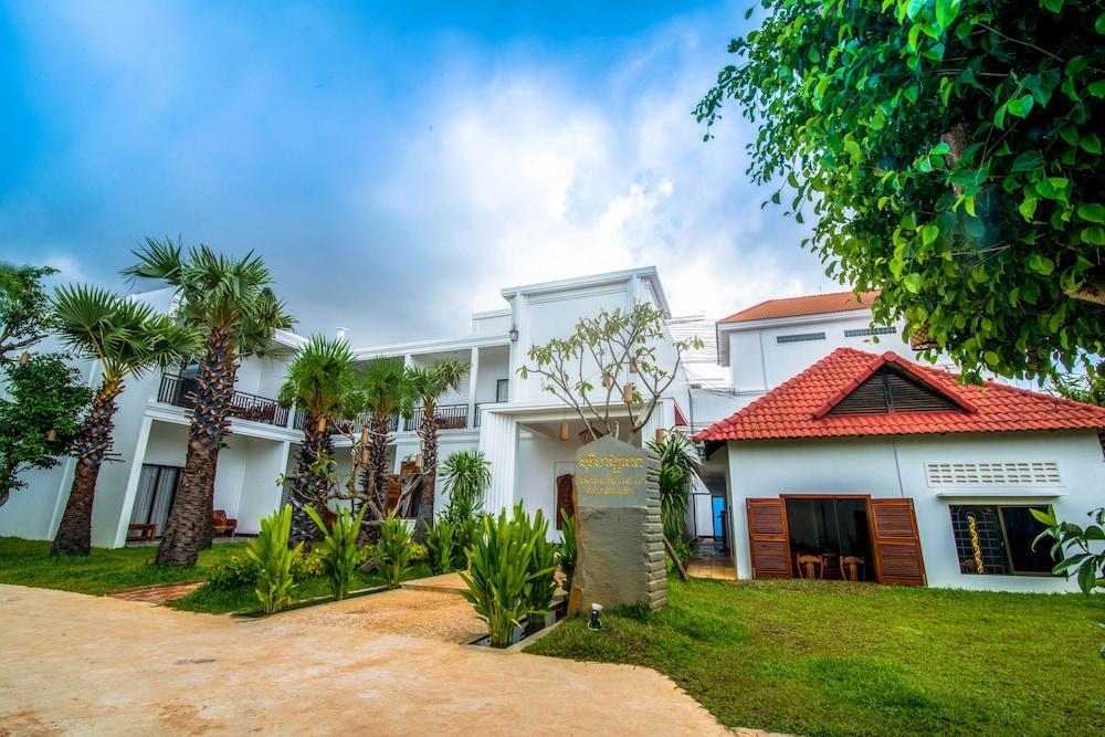 บุรี ฮังเตป เรสซิเดนซ์ แอนด์ สปา Hotel เสียมราฐ ภายนอก รูปภาพ
